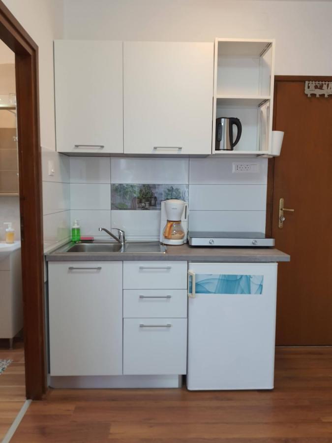 Apartments Crikvenica Megan 2 מראה חיצוני תמונה